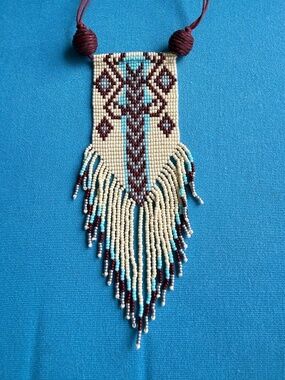 Hand beaded pendant necklac